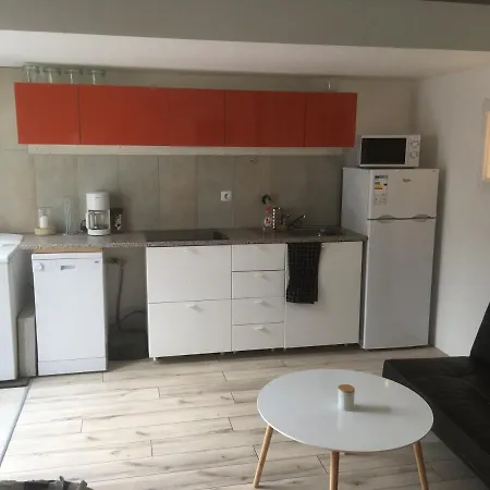 Studio Balaton Villa Balatonszárszó